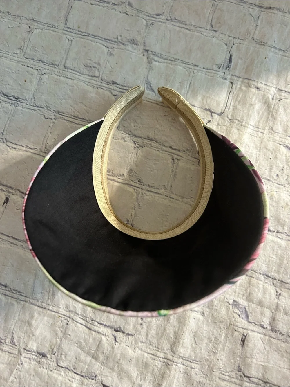 TROPICAL LEAF AND FLORAL SUN VISOR TAN/CREAM HEADBAND